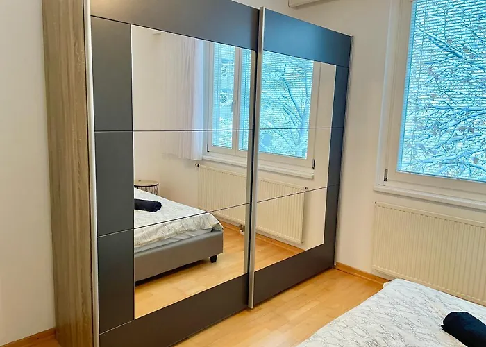 Apartment 90 M2 Maisonette With Free Parking *
