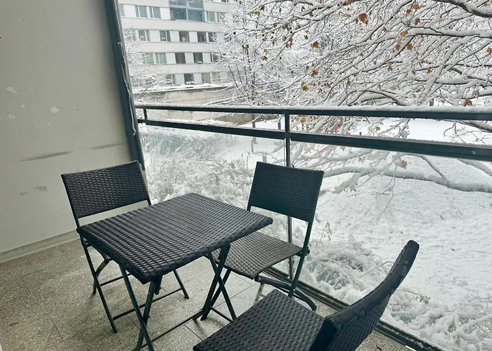 90 M2 Maisonette With Free Parking Wien